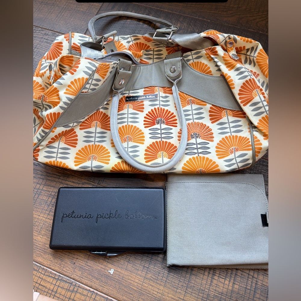 Petunia pickle bottom diaper bag